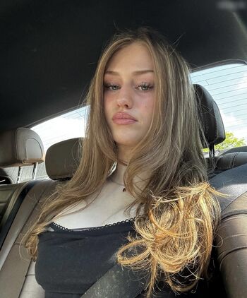 Yana Clare