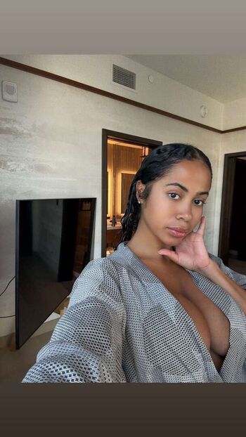 Yasmine Lopez