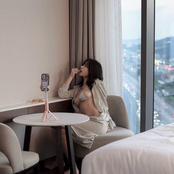 Yeon Yu