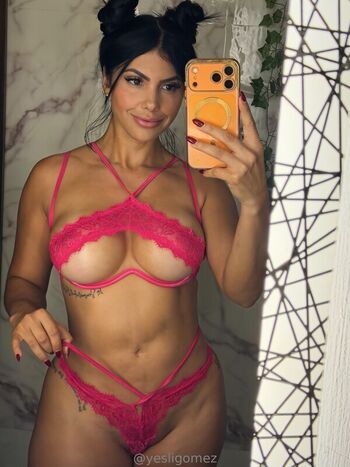 Yesli Gomez