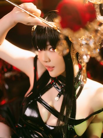 Ying Tze