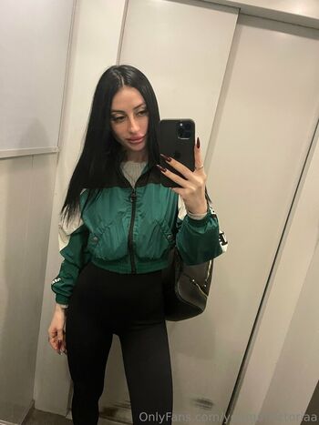 yourgirlannaa