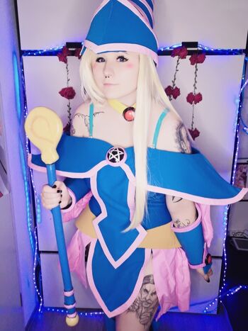 Yuki Cosplay