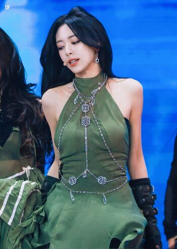 Yuna - ITZY (유나, Shin Yu Na)