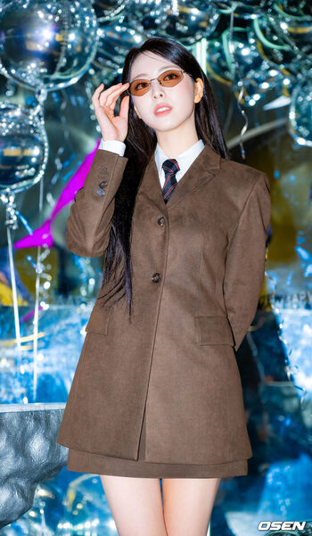 Yuna - ITZY (유나, Shin Yu Na)