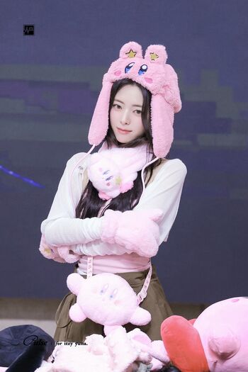 Yuna - ITZY (유나, Shin Yu Na)