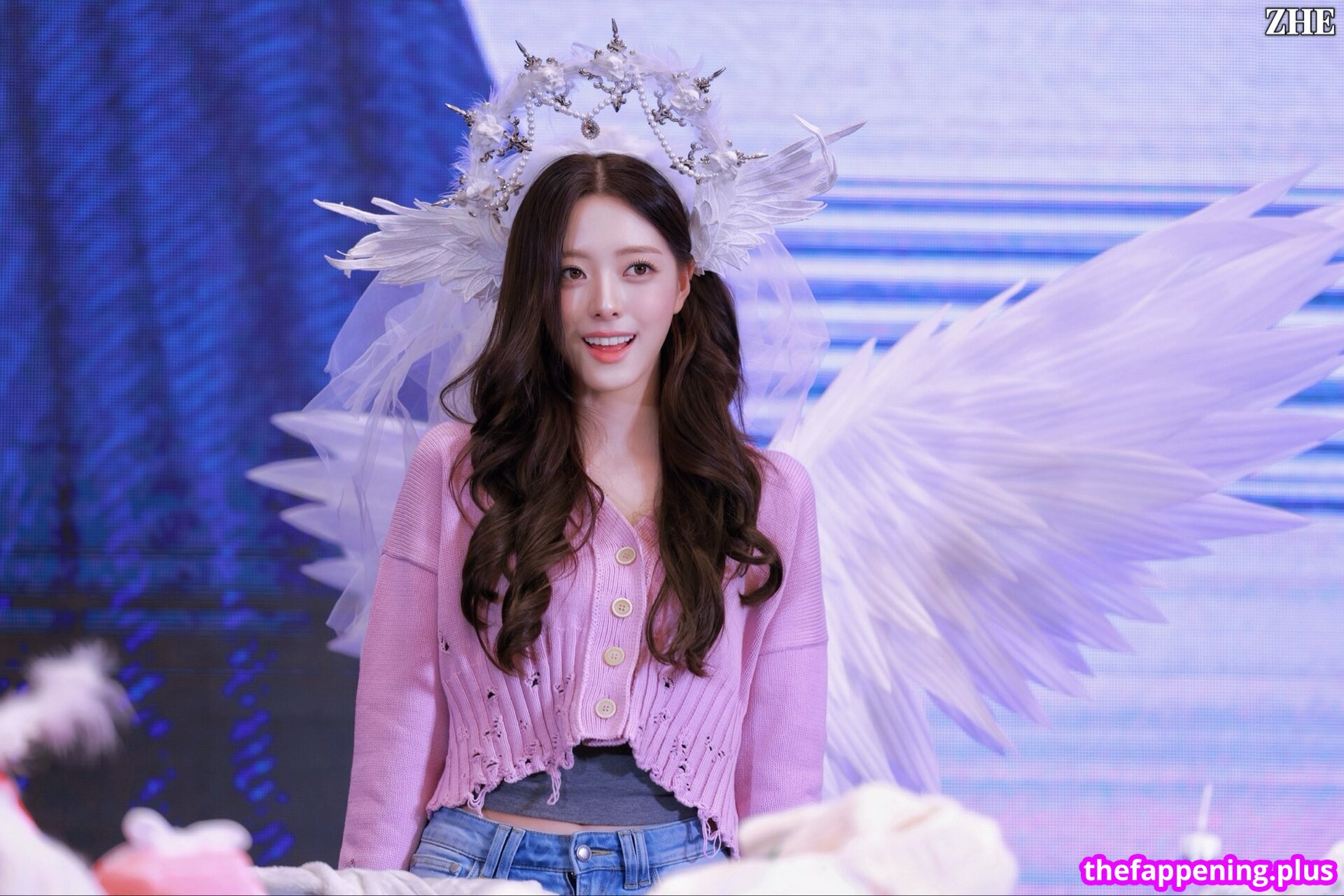 Yuna - ITZY (유나, Shin Yu Na)