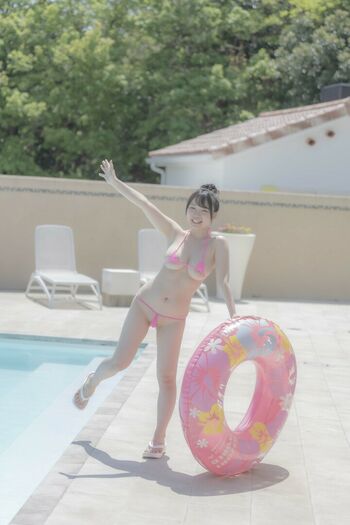 Yuna Shirahoshi 白星優菜
