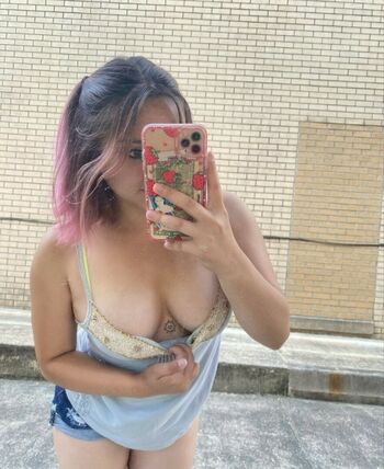 yvonnemoonie