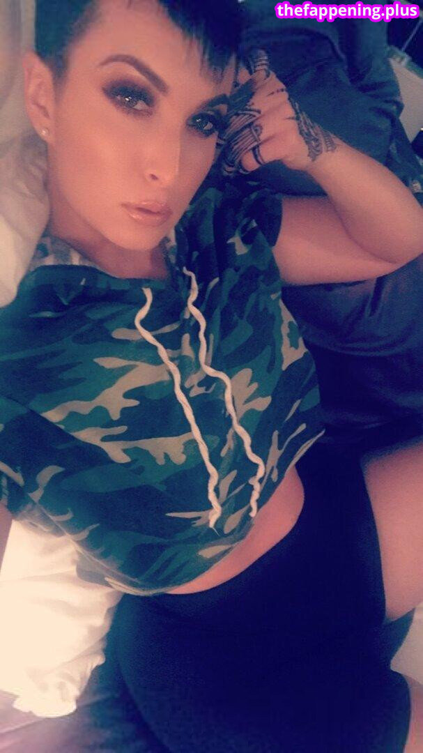 zahraelise_