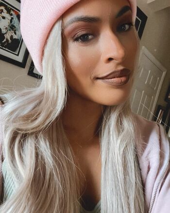 Zelina Vega