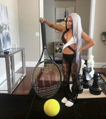 Zelina Vega