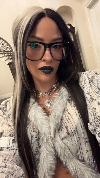 Zelina Vega
