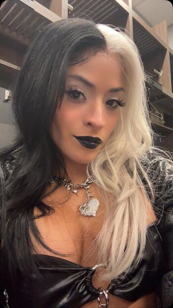 Zelina Vega
