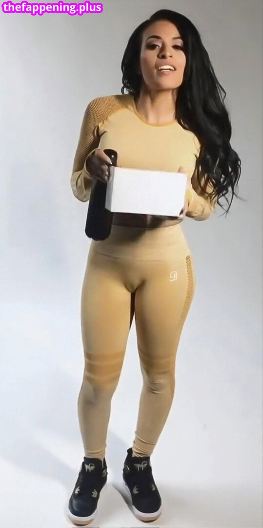 Zelina Vega