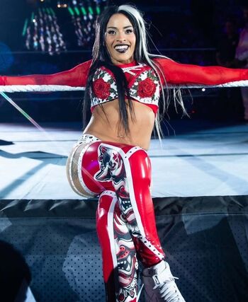 Zelina Vega