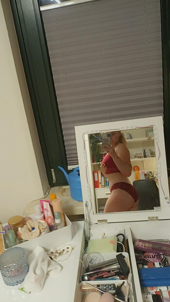 Zoe Anne May