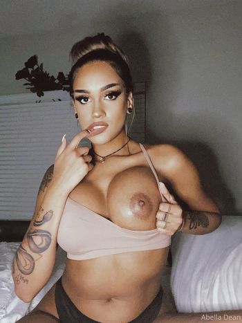 Zoey Sinn