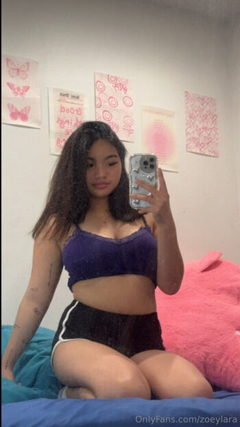 zoeylara