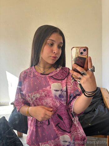 zoeywantstotry