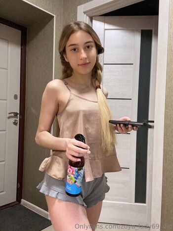zoya_lady69_vip