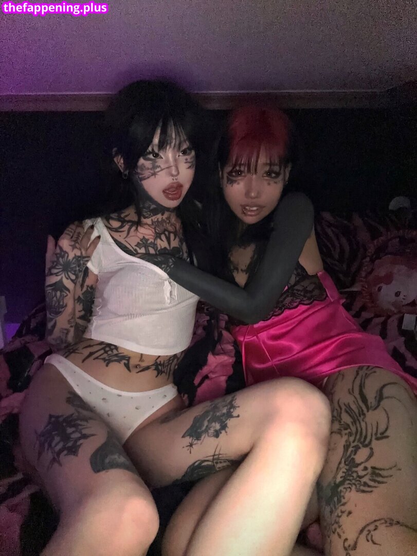 x3m_0x77_void / yl0_o / zzem.zzem Photo OnlyFans Nu #5