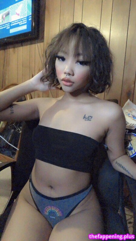 Cyb3r / Cyb3r0w0 / cyber0v0 / kitsunemai / zzoey0 / zzoey0w0 Naakte OnlyFans Foto #4
