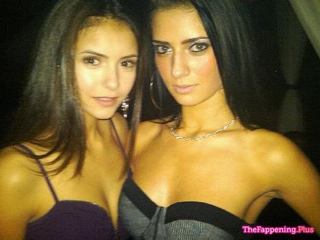Nina Dobrev