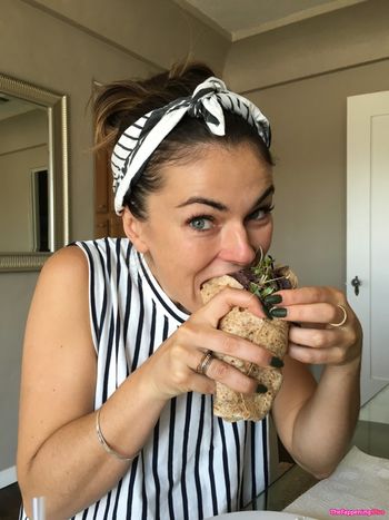 Serinda Swan