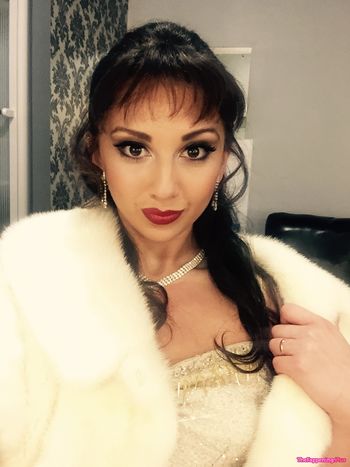 Zizi Strallen
